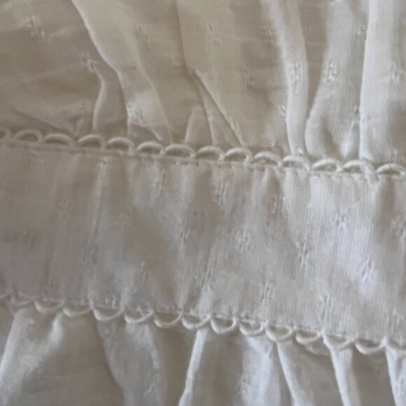 Trina Turk Women's Monochrome Button Front Top white size XS - Picture 6 of 7